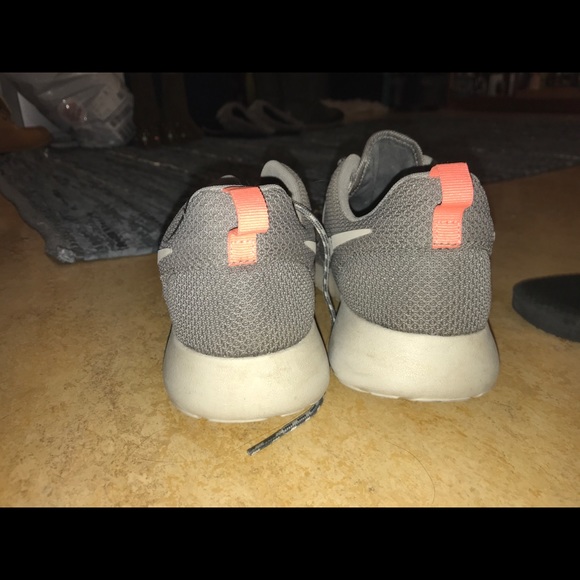 NIKE ROSHES - Picture 2 of 4